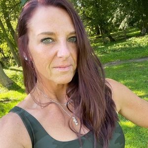 Meet your Posher, Lynda